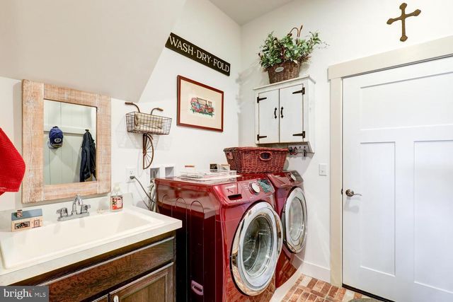 133 WYNDALE DR, Ephrata, PA 17522
