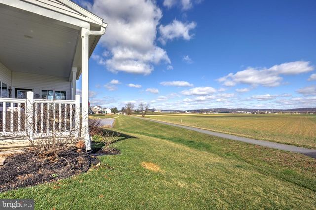 133 WYNDALE DR, Ephrata, PA 17522