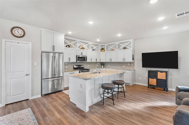 14377 S Summerchase Circle, Willis, TX 77318