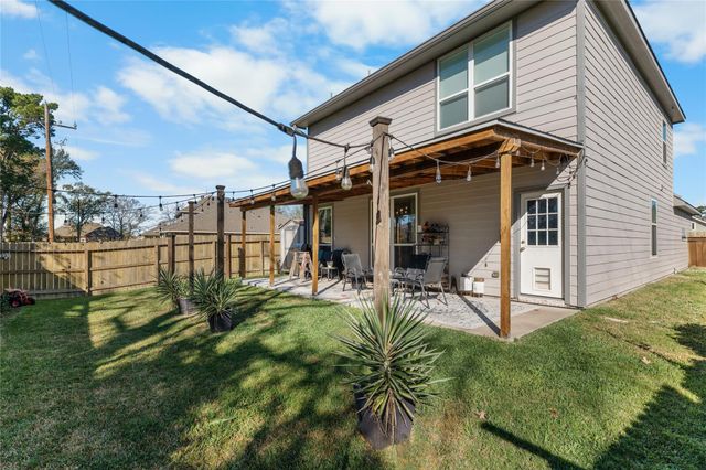 14377 S Summerchase Circle, Willis, TX 77318