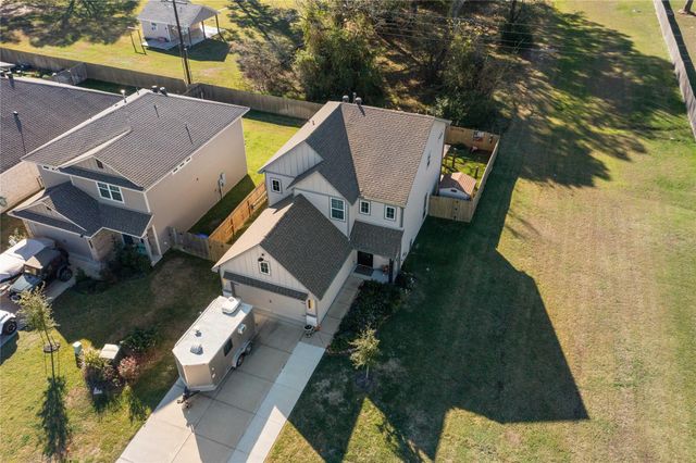 14377 S Summerchase Circle, Willis, TX 77318