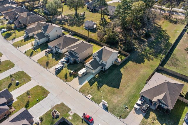 14377 S Summerchase Circle, Willis, TX 77318