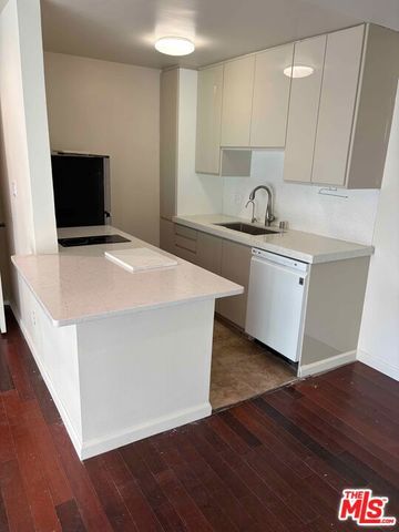 11550 Nebraska Avenue 107, Los Angeles, CA 90025