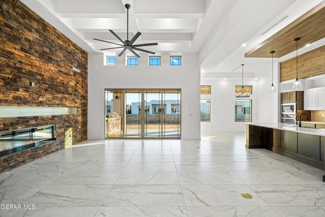 356 RIO DE JAZMIN Circle, El Paso, TX 79932