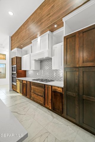 356 RIO DE JAZMIN Circle, El Paso, TX 79932