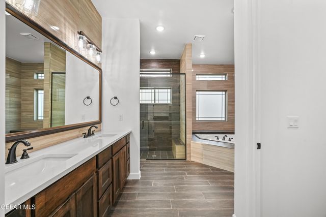 356 RIO DE JAZMIN Circle, El Paso, TX 79932