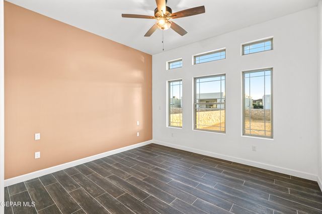 356 RIO DE JAZMIN Circle, El Paso, TX 79932