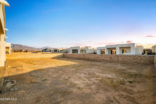 356 RIO DE JAZMIN Circle, El Paso, TX 79932