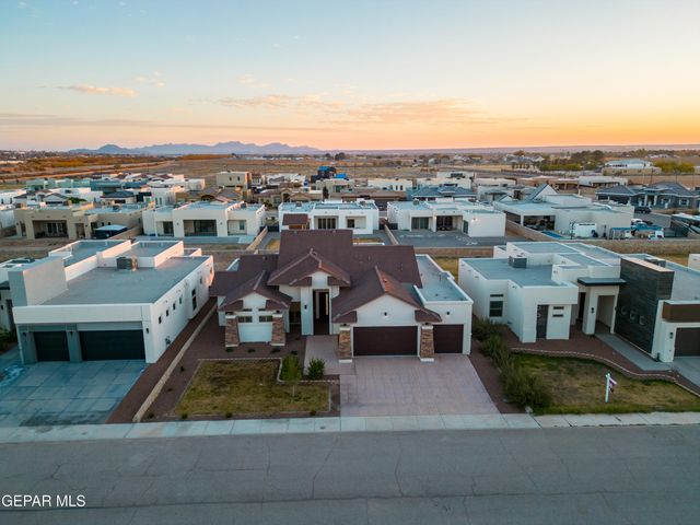 356 RIO DE JAZMIN Circle, El Paso, TX 79932