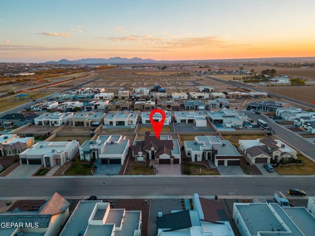 356 RIO DE JAZMIN Circle, El Paso, TX 79932