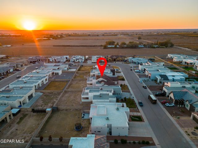 356 RIO DE JAZMIN Circle, El Paso, TX 79932
