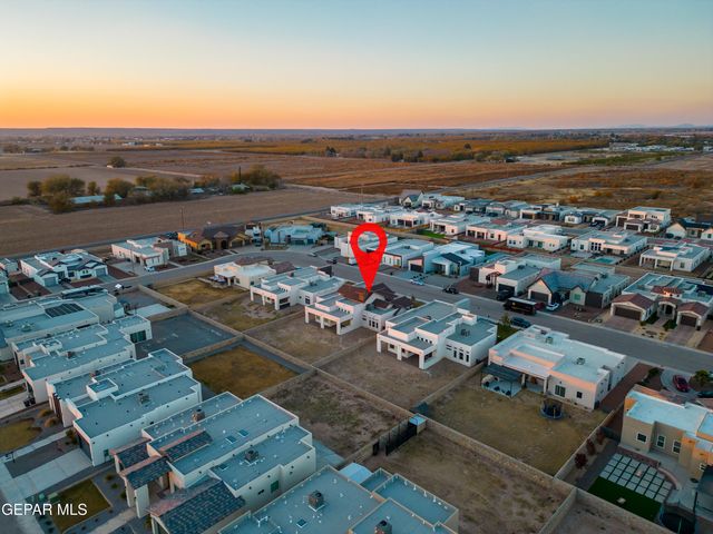 356 RIO DE JAZMIN Circle, El Paso, TX 79932