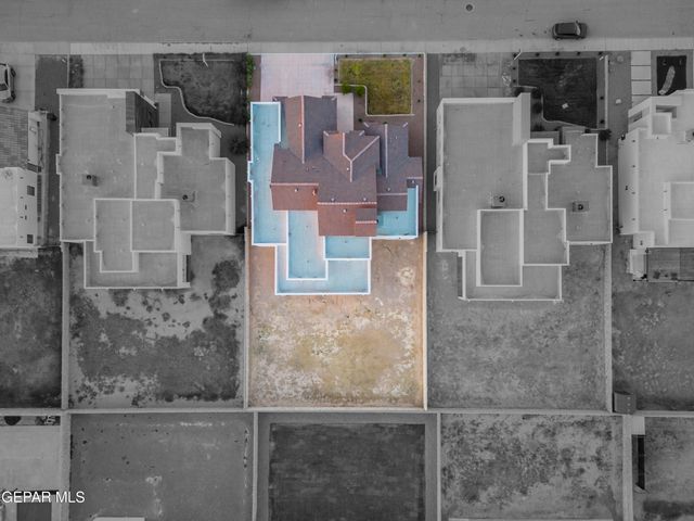 356 RIO DE JAZMIN Circle, El Paso, TX 79932