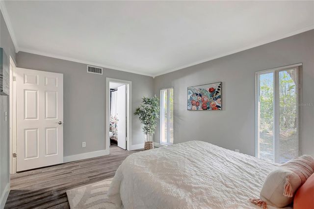 16133 RAVENDALE DRIVE, Tampa, FL 33618