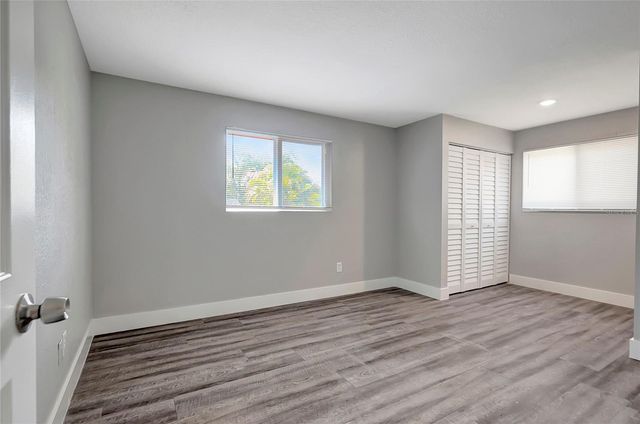 16133 RAVENDALE DRIVE, Tampa, FL 33618