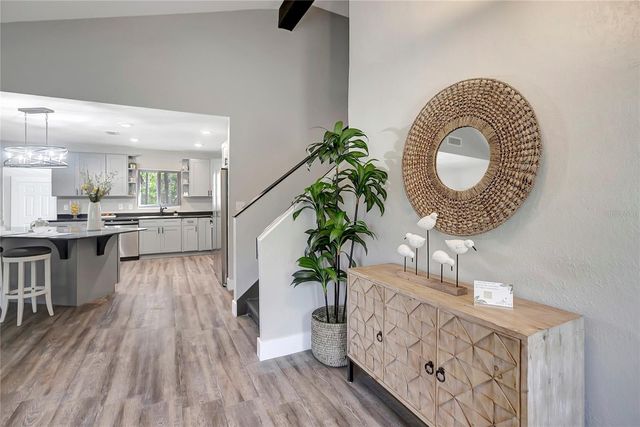 16133 RAVENDALE DRIVE, Tampa, FL 33618