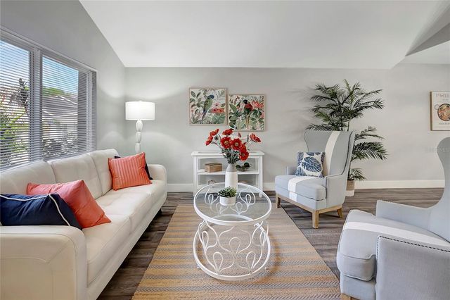 16133 RAVENDALE DRIVE, Tampa, FL 33618