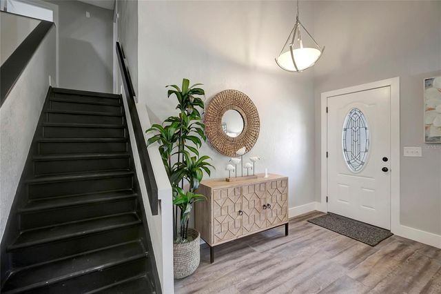 16133 RAVENDALE DRIVE, Tampa, FL 33618