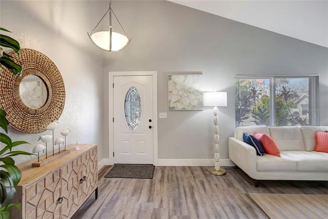 16133 RAVENDALE DRIVE, Tampa, FL 33618