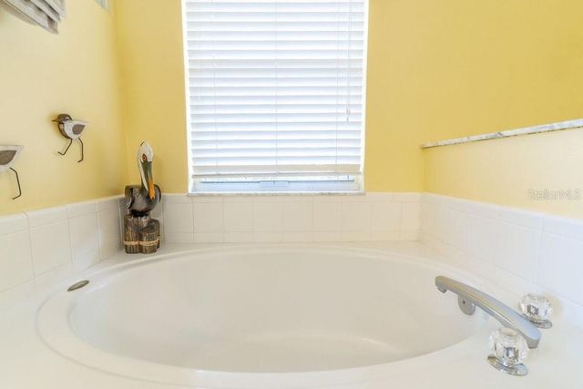 364 WISTERIA COURT, Deltona, FL 32738