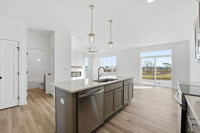 975 11th Street, Waukee, IA 50263