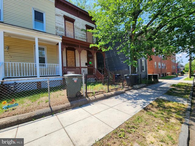 1317 U ST SE, Washington, DC 20020