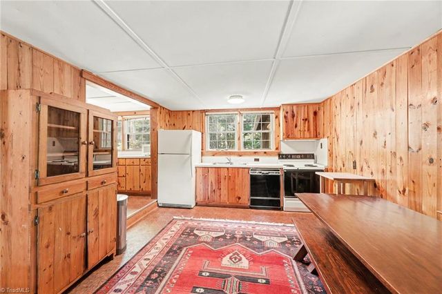 1589 Warf Road, Lexington, NC 27292