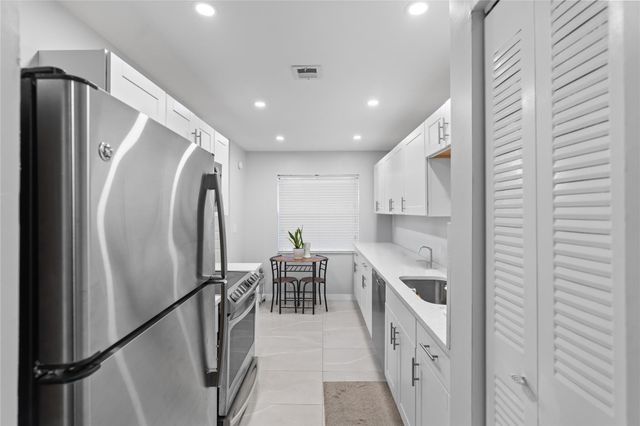 1335 NW 94th Way 1335, Coral Springs, FL 33071