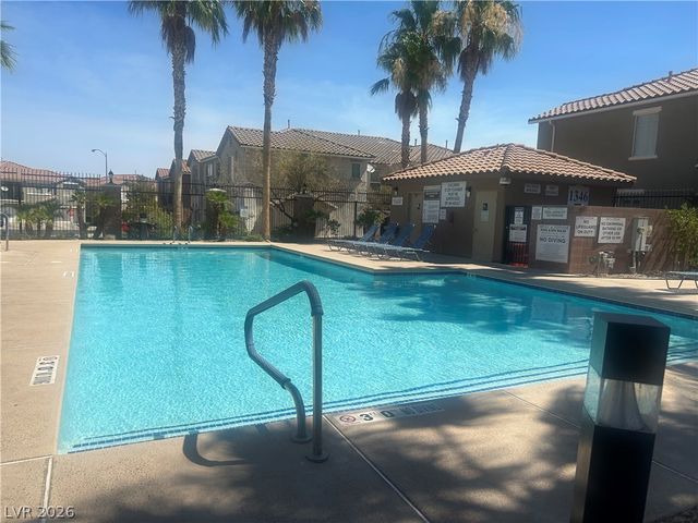 1358 Crystal Hill Lane 3, Henderson, NV 89012