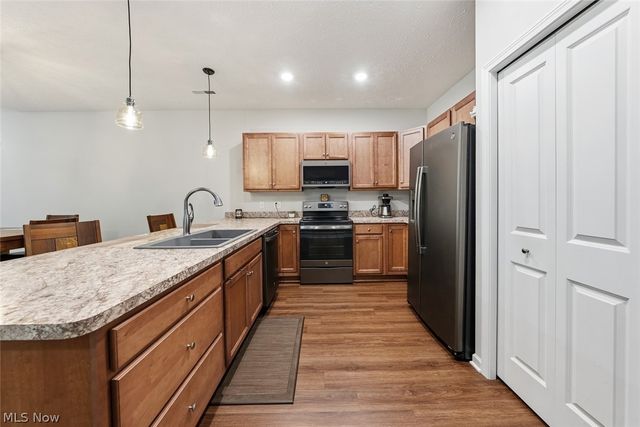 124 Acorn Lane, Elyria, OH 44035