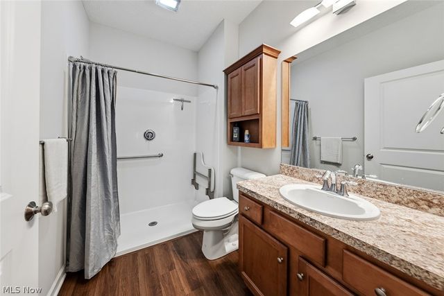 124 Acorn Lane, Elyria, OH 44035