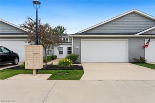 124 Acorn Lane, Elyria, OH 44035