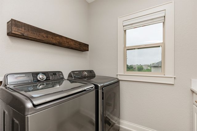 5119 NE Jan Rose Parkway, Ankeny, IA 50021