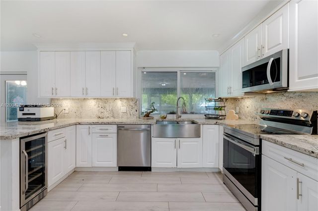 26105 SW 193rd Ave, Homestead, FL 33031