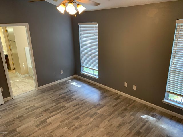 12018 SUNCHASE Drive, Jacksonville, FL 32246