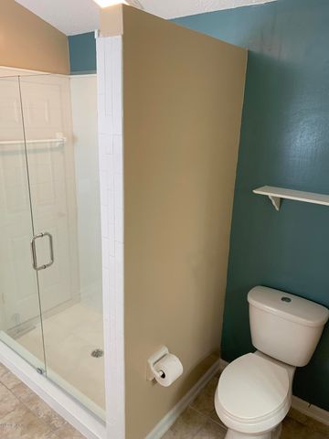 12018 SUNCHASE Drive, Jacksonville, FL 32246