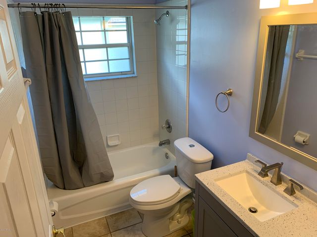 12018 SUNCHASE Drive, Jacksonville, FL 32246