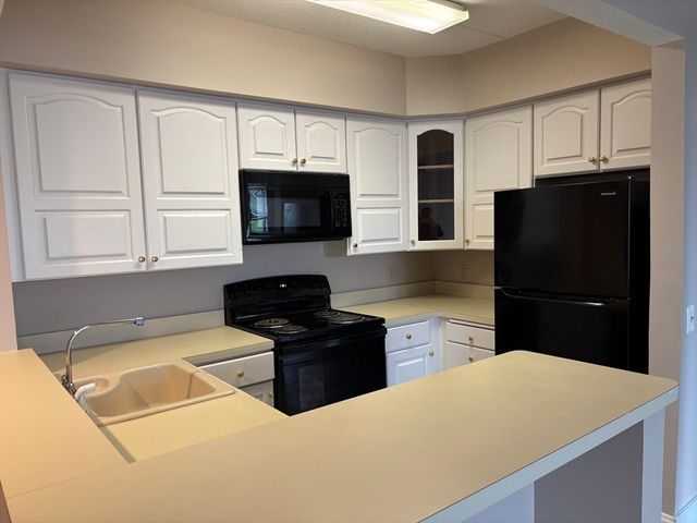 34 Sumner Ave 411, Springfield, MA 01108