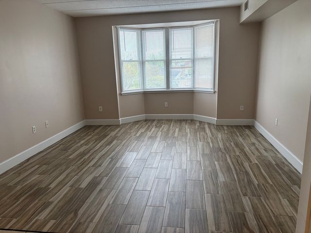 34 Sumner Ave 411, Springfield, MA 01108