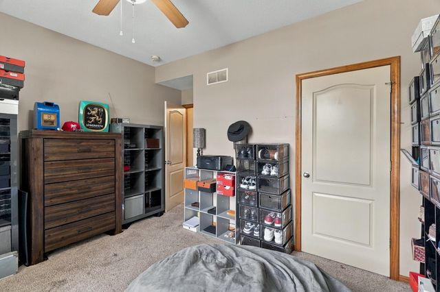 5704 REDWING DR, Columbia, MO 65202