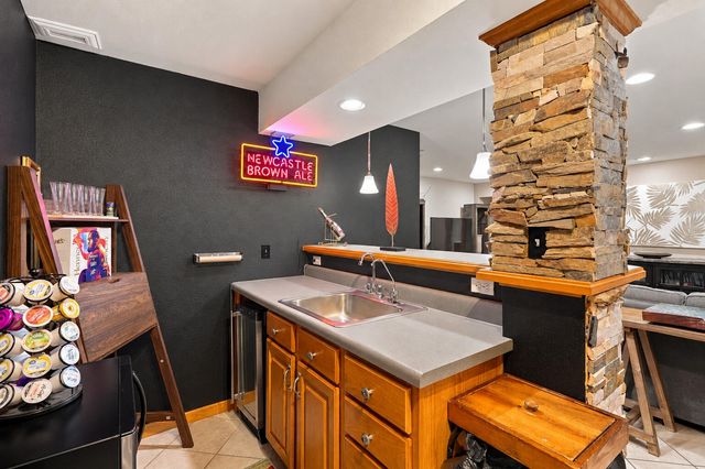 5704 REDWING DR, Columbia, MO 65202