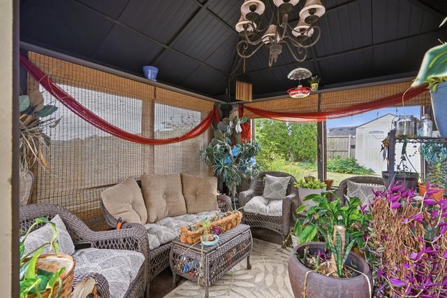 5704 REDWING DR, Columbia, MO 65202