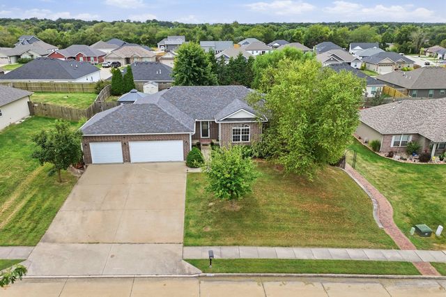 5704 REDWING DR, Columbia, MO 65202