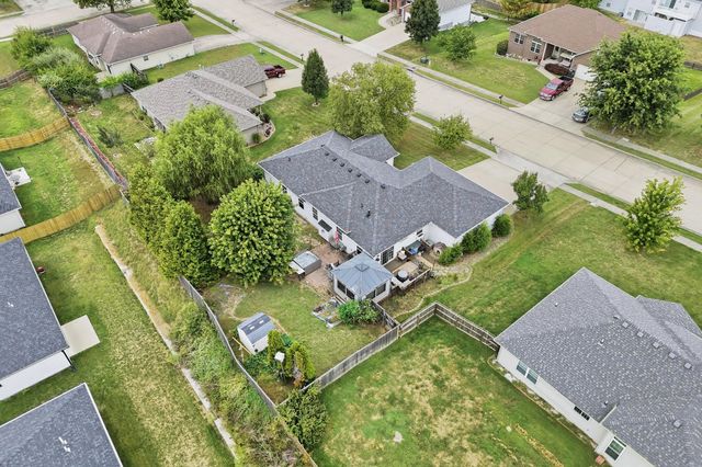 5704 REDWING DR, Columbia, MO 65202