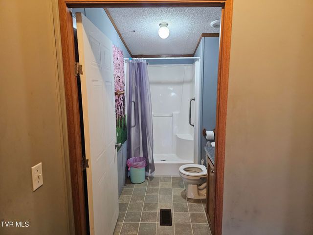107 Hollow Hill Lane, Rogersville, TN 37857