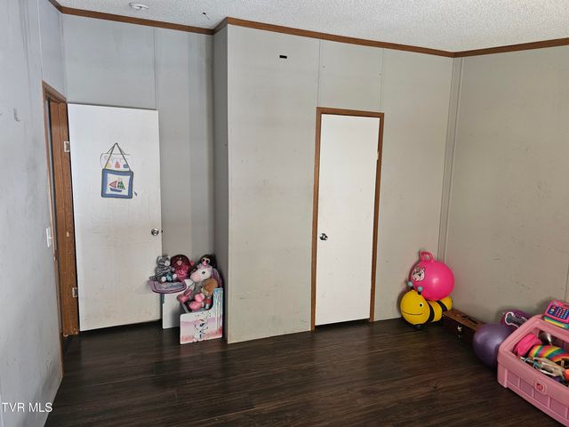 107 Hollow Hill Lane, Rogersville, TN 37857