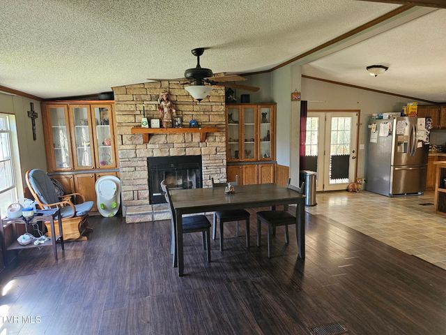 107 Hollow Hill Lane, Rogersville, TN 37857