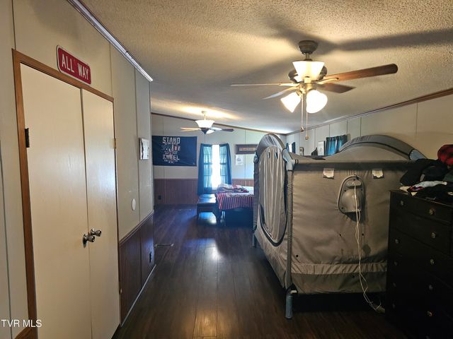 107 Hollow Hill Lane, Rogersville, TN 37857