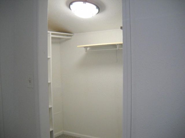 145 E Farmer Street, Independence, MO 64050