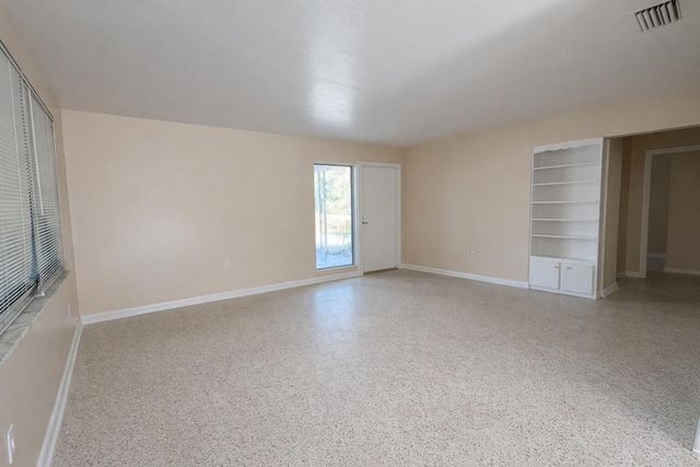 1016 Colonial Road, Fort Pierce, FL 34950